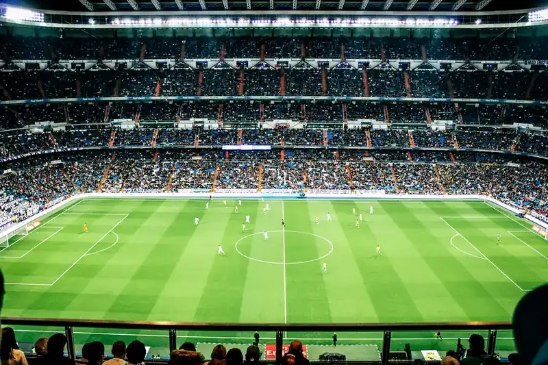 Motorsport image used in an IPTV sports setup guide